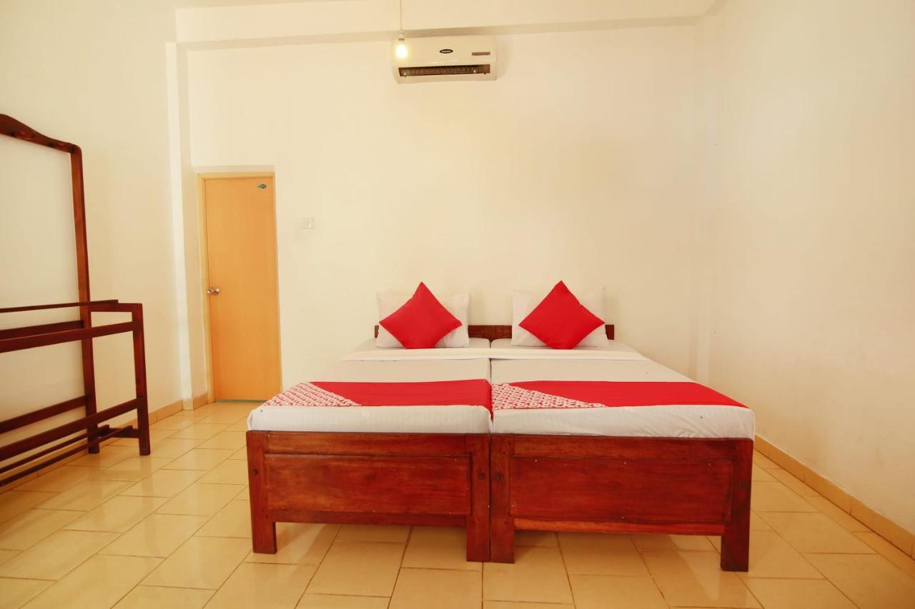 Oyo 553 Polhena Bay Resort Matara Dış mekan fotoğraf