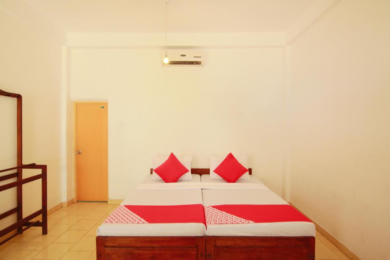 Oyo 553 Polhena Bay Resort Matara Dış mekan fotoğraf